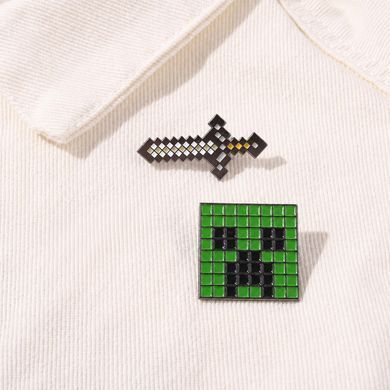 Металеві піни Minecraft &mdash; Крипер і піксельний меч, 2 дизайни