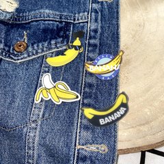Пины на одежду Бананы