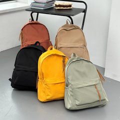 Рюкзак одноцветный с брелком