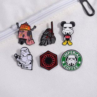 Прикраси на рюкзак або сумку "Коллаба зі Star Wars". Піни, металеві значки